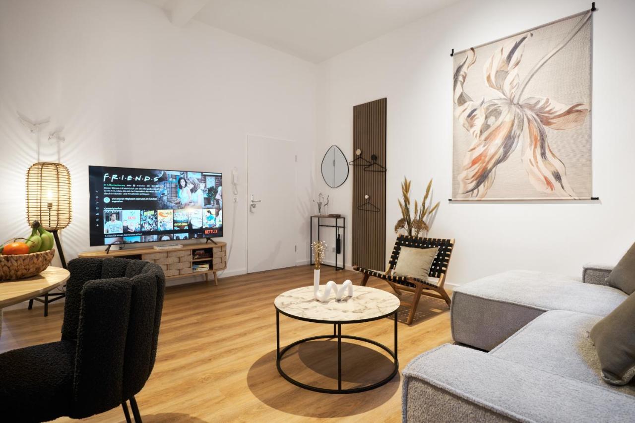 Park Avenue - Dom Mit Stil - Kueche - Parkplatz - Wlan - 65 Zoll Tv - Netflix Keulen