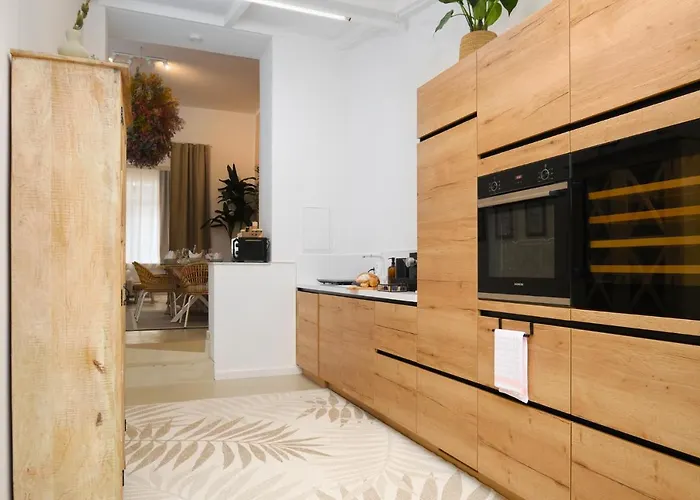 Park Avenue Apartments - Dom Mit Stil - Kueche - Parkplatz - Wlan - 65 Zoll Tv - Netflix