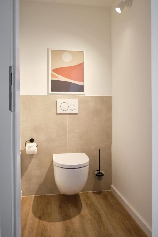 Apartment Park Avenue - Dom Mit Stil - Kueche - Parkplatz - Wlan - 65 Zoll Tv - Netflix Cologne